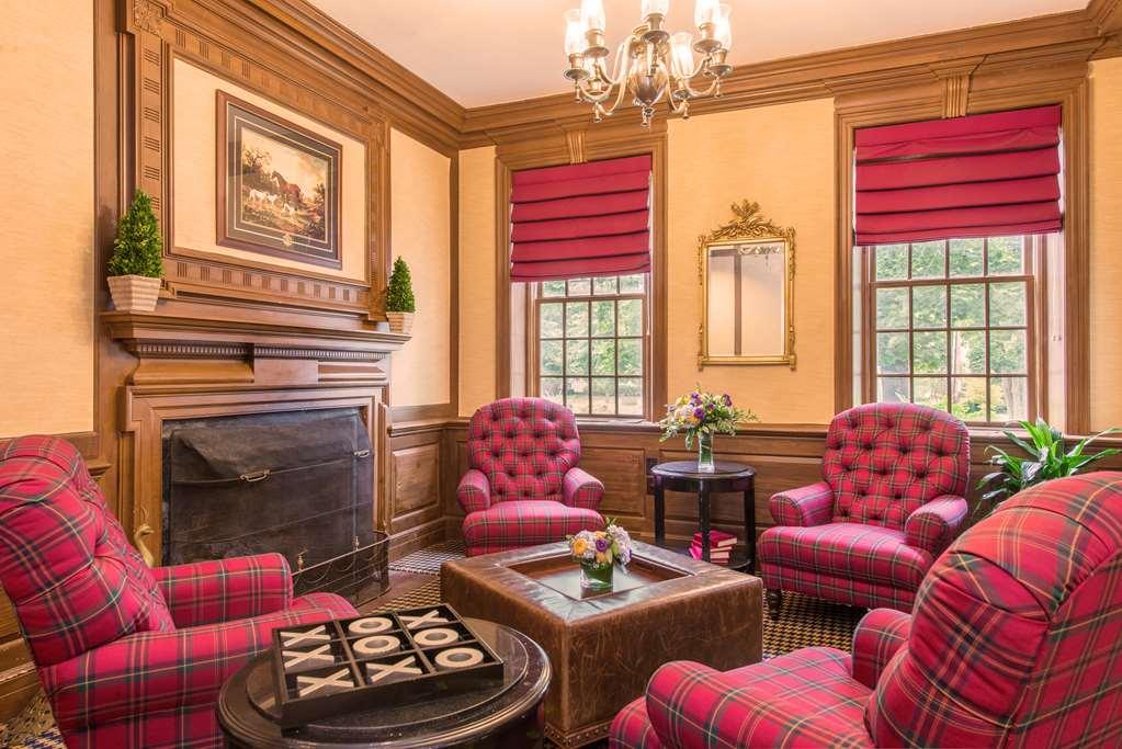 The Exeter Inn Интерьер фото